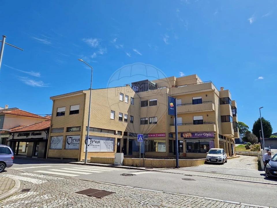 Apartamento T3 para Venda em Arcozelo Foto 22