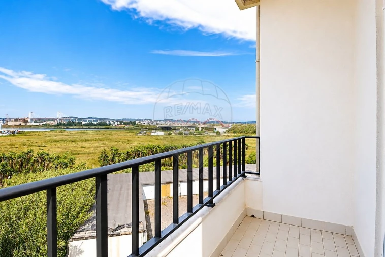 Apartamento T3 para Venda em São Pedro Foto 15