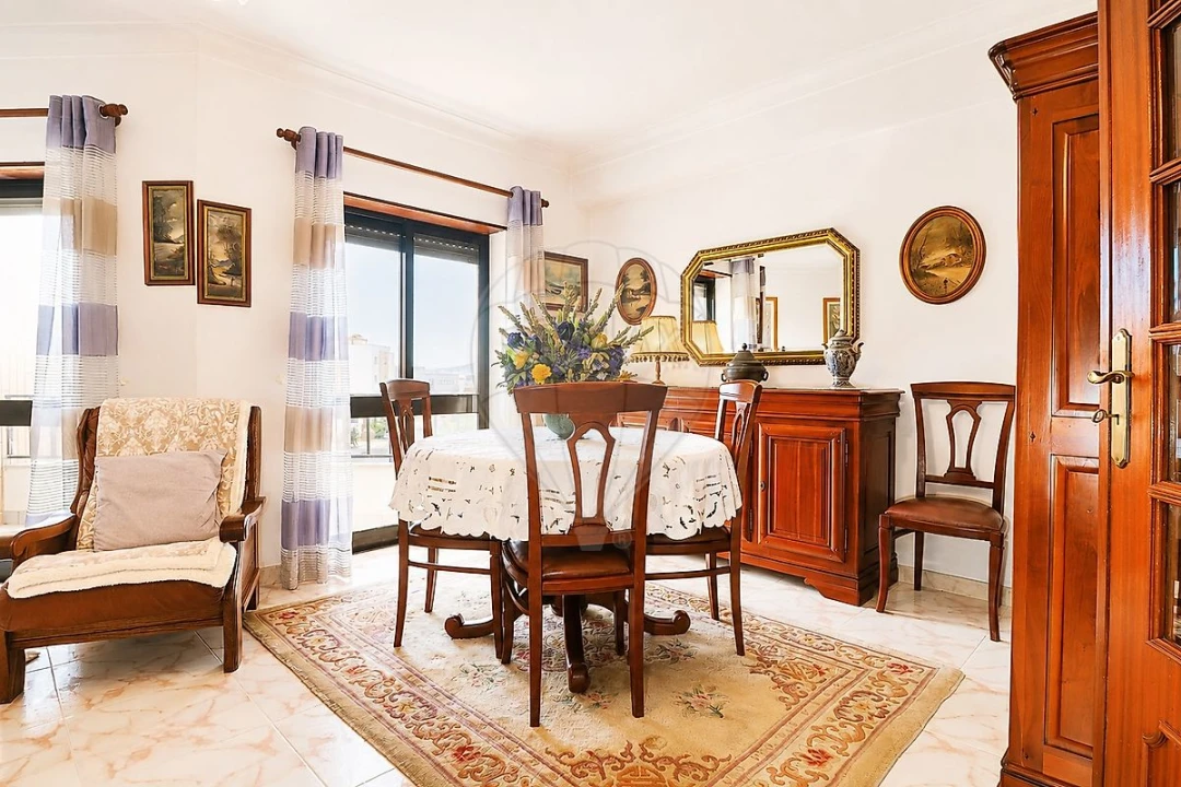 Apartamento T3 para Venda em São Pedro Foto 8