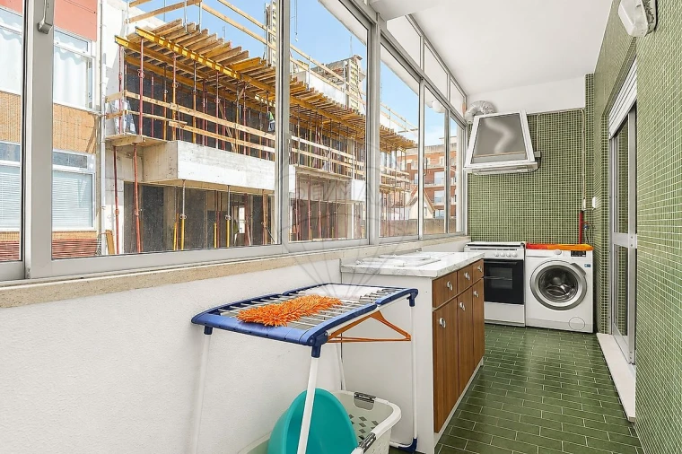 Apartamento T3 para Venda em Buarcos Foto 4