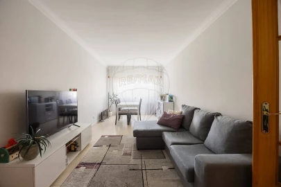 Apartamento T2 para Venda em Algueirão-Mem Martins