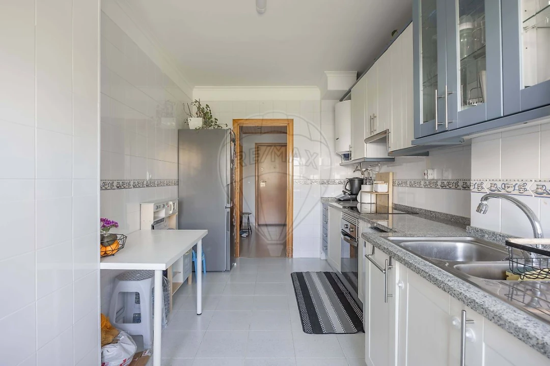 Apartamento T2 para Venda em Algueirão-Mem Martins Foto 19