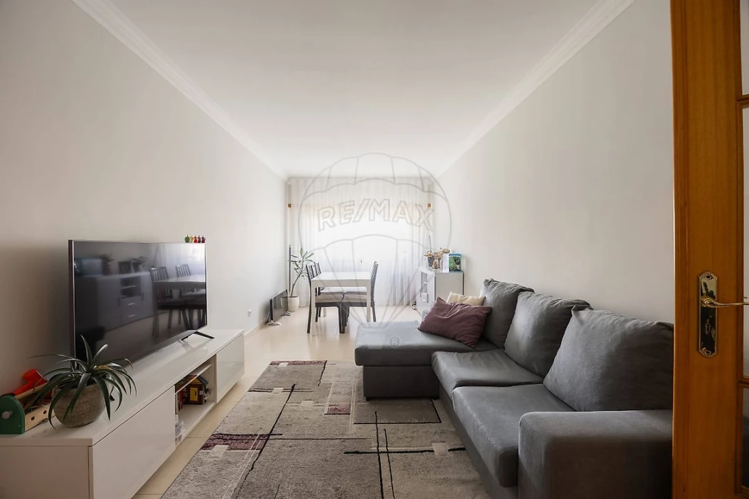 Apartamento T2 para Venda em Algueirão-Mem Martins Foto 13
