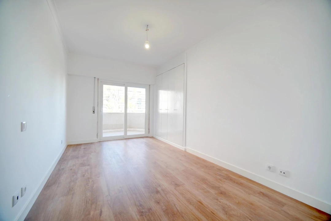 Apartamento T3 para Venda em São Domingos de Benfica Foto 13