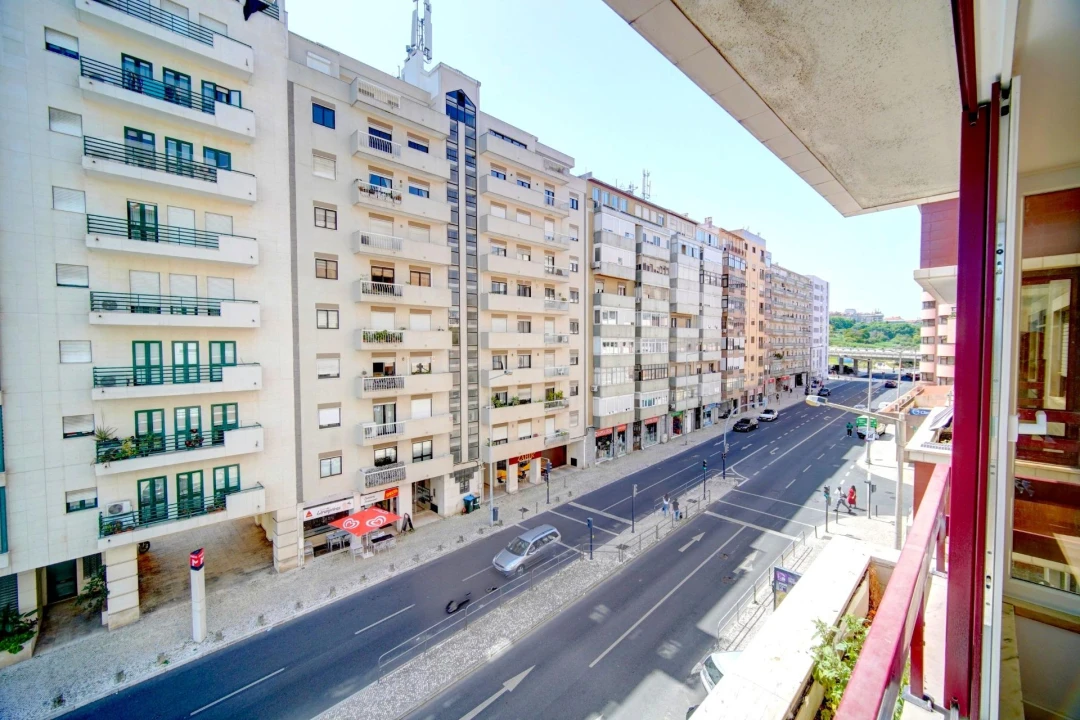 Apartamento T3 para Venda em São Domingos de Benfica Foto 24