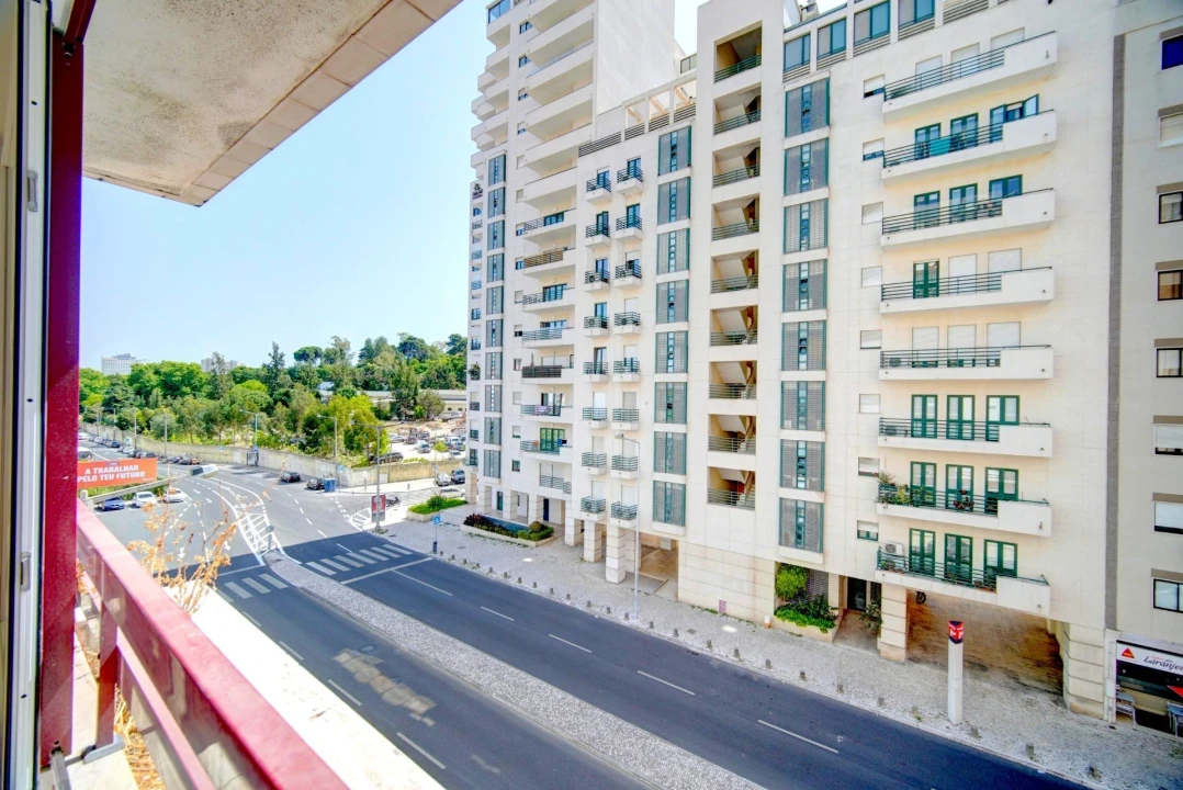 Apartamento T3 para Venda em São Domingos de Benfica Foto 25