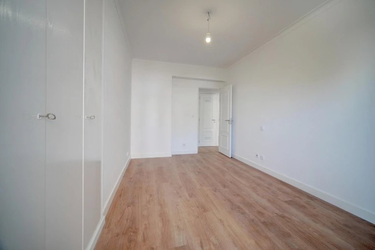 Apartamento T3 para Venda em São Domingos de Benfica Foto 11