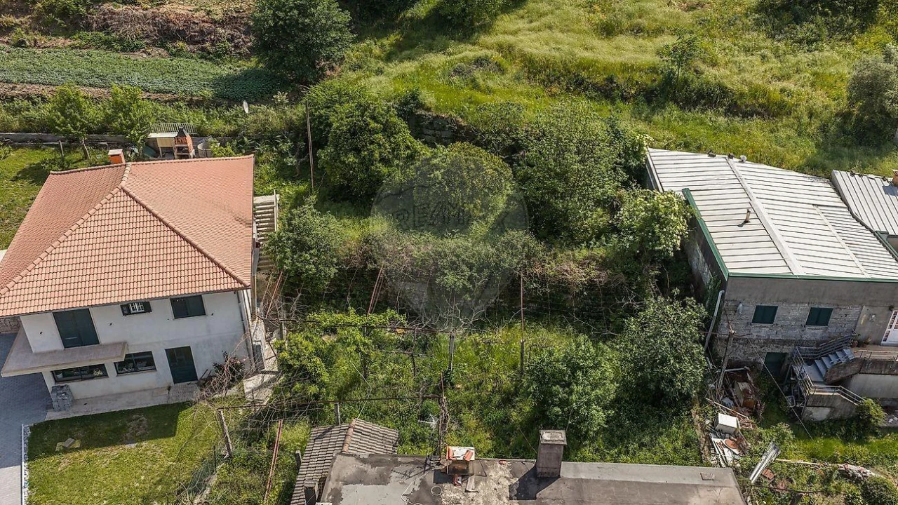 Moradia T3 para Venda em Taide Foto 18