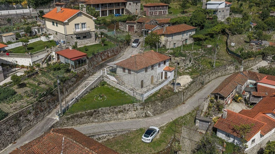 Moradia T4 para Venda em Sobradelo da Goma Foto 14