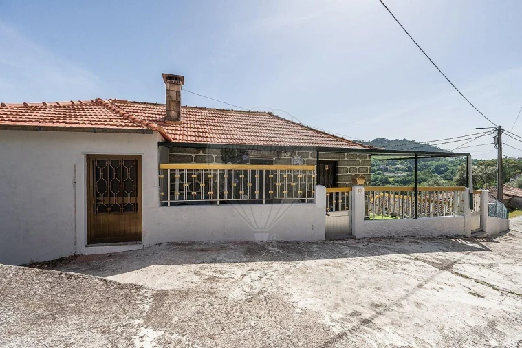 Moradia T4 para Venda em Sobradelo da Goma Foto 37