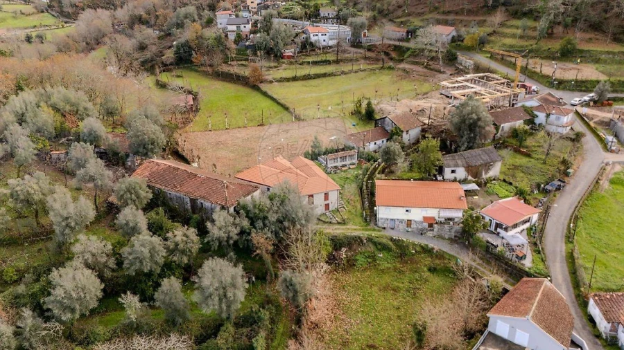 Moradia T9 para Venda em Vieira do Minho Foto 5