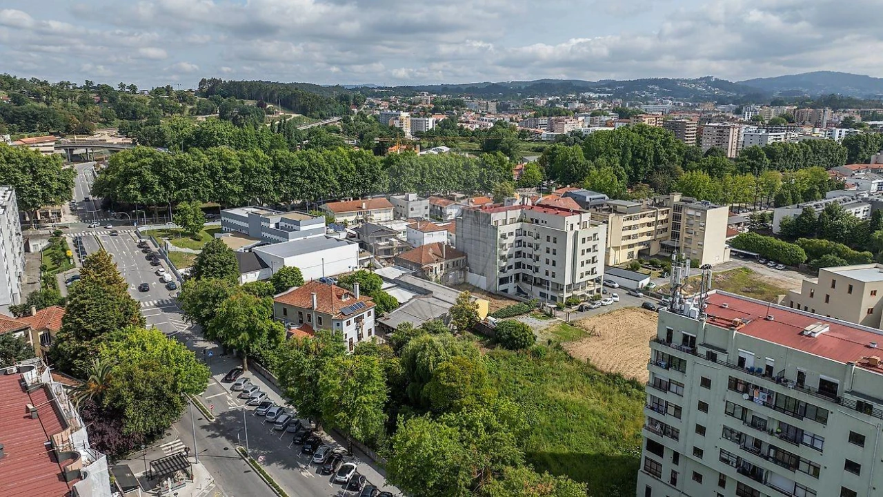 Prédio para Venda em Vila Nova de Famalicão e Calendário Foto 19