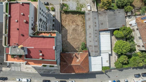 Prédio para Venda em Vila Nova de Famalicão e Calendário