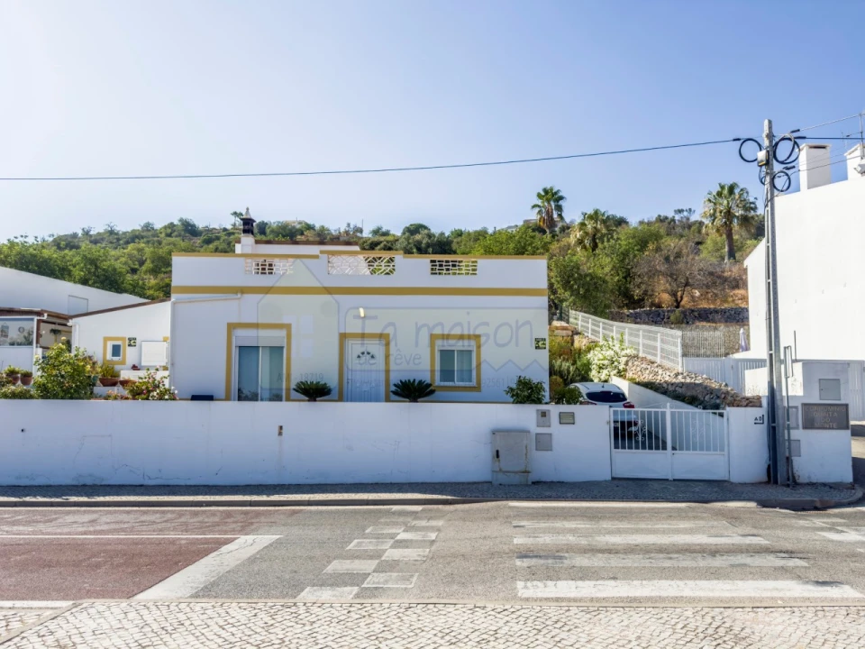 Moradia T2 para Venda em Loule (São Sebastião) Foto 4