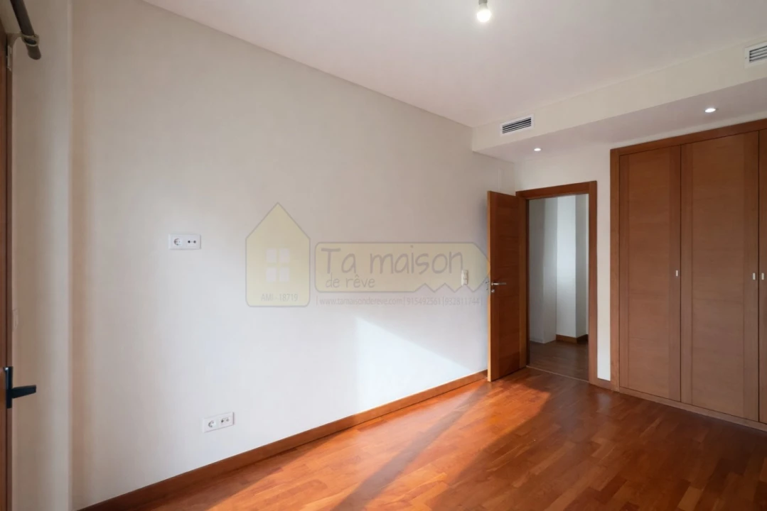 Apartamento T2 para Venda em Loule (São Clemente) Foto 14