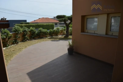 Moradia T3 para Venda em Gulpilhares e Valadares