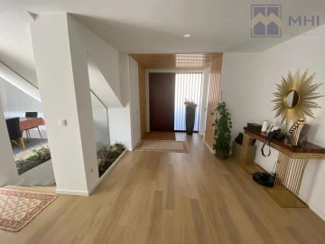 Moradia T3 para Venda em Gulpilhares e Valadares