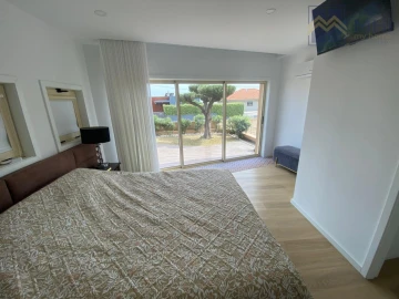 Moradia T3 para Venda em Gulpilhares e Valadares