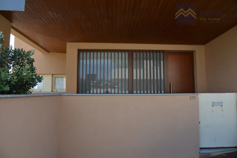 Moradia T3 para Venda em Gulpilhares e Valadares Foto 8