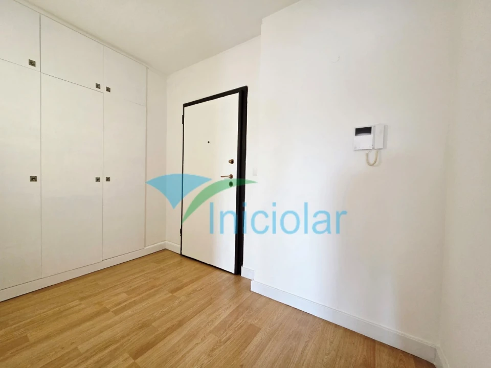 Apartamento T2 para Venda em Rio Tinto Foto 5