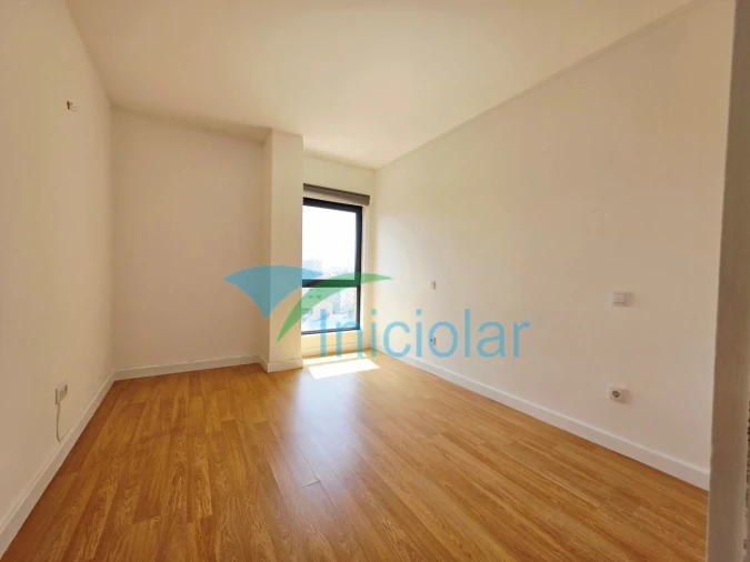 Apartamento T2 para Venda em Rio Tinto Foto 15