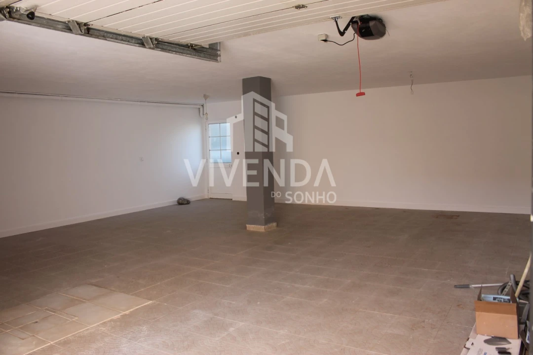 Moradia T4 para Venda em Gambia-Pontes-Alto da Guerra Foto 54