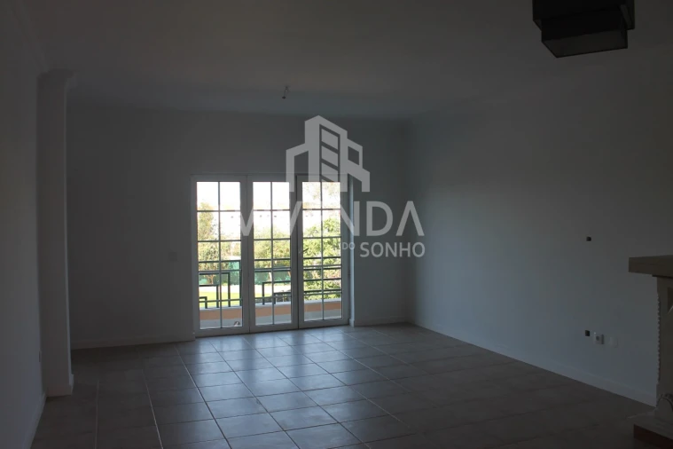 Moradia T4 para Venda em Gambia-Pontes-Alto da Guerra Foto 3