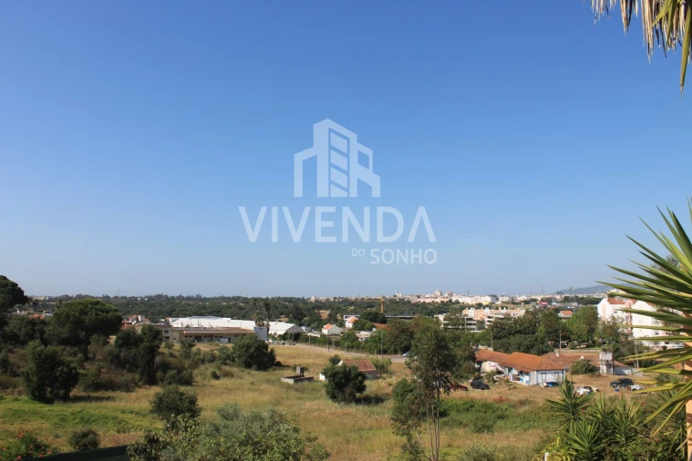 Moradia T4 para Venda em Gambia-Pontes-Alto da Guerra Foto 42