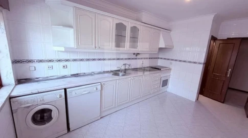 Apartamento T2 para Venda em Algueirão-Mem Martins