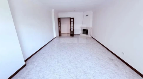 Apartamento T2 para Venda em Algueirão-Mem Martins