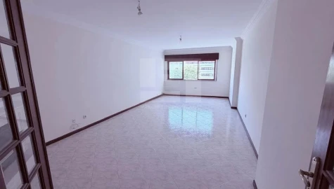 Apartamento T2 para Venda em Algueirão-Mem Martins