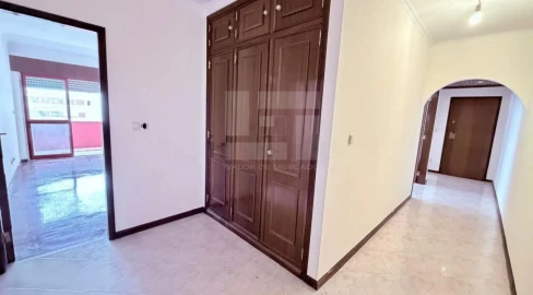 Apartamento T2 para Venda em Algueirão-Mem Martins