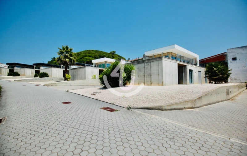 Moradia T3 para Venda em São Martinho do Porto Foto 40