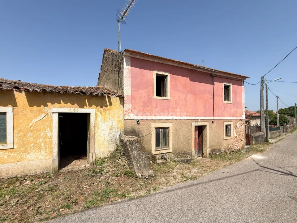 Quinta T4 para Venda em Chãos Foto 96