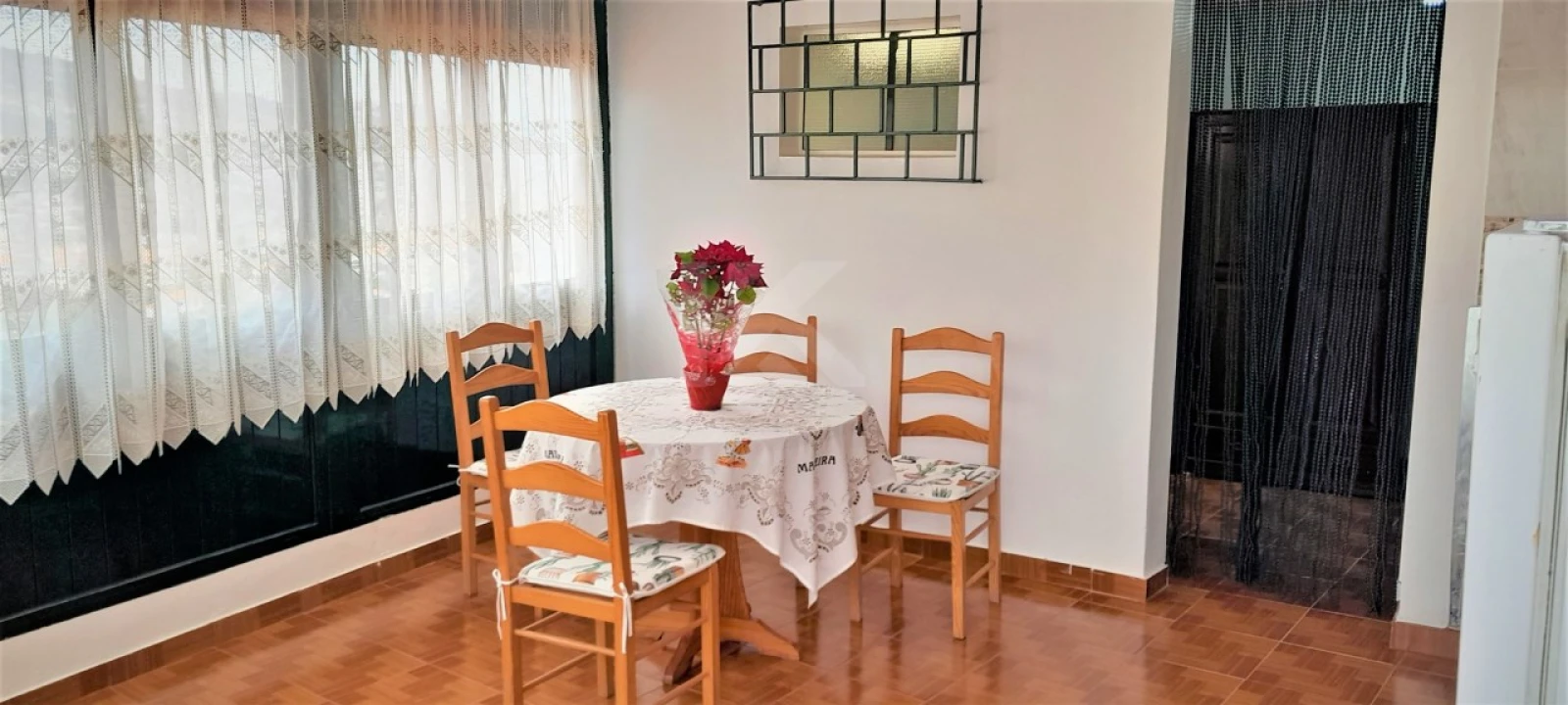 Apartamento T1 para Arrendamento em Santo Antonio Foto 1