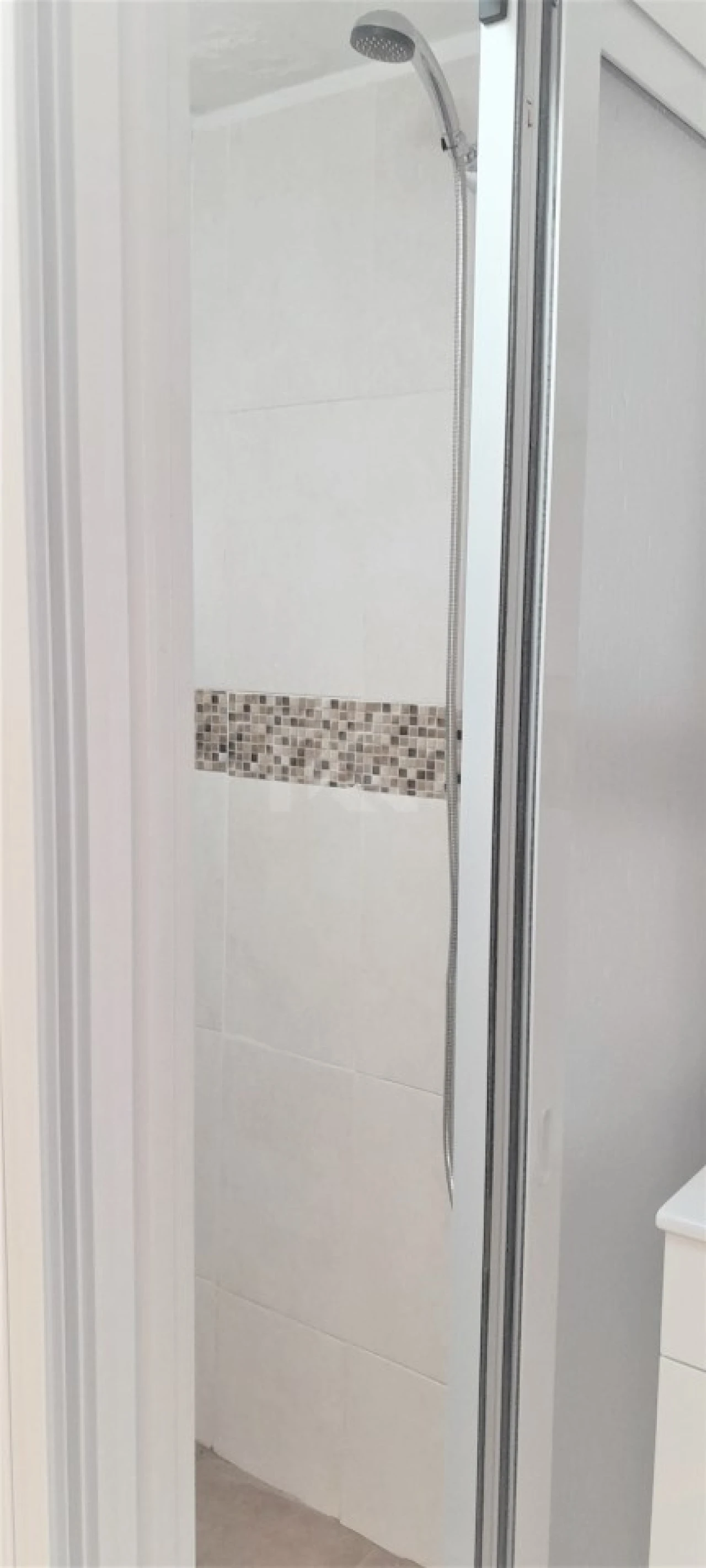 Apartamento T1 para Arrendamento em Santo Antonio Foto 11