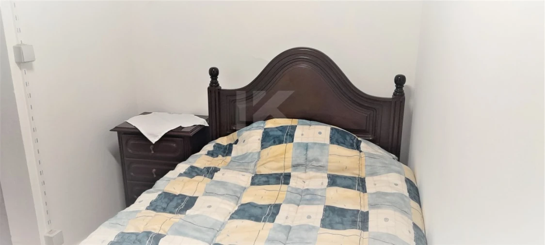 Apartamento T1 para Arrendamento em Santo Antonio Foto 7