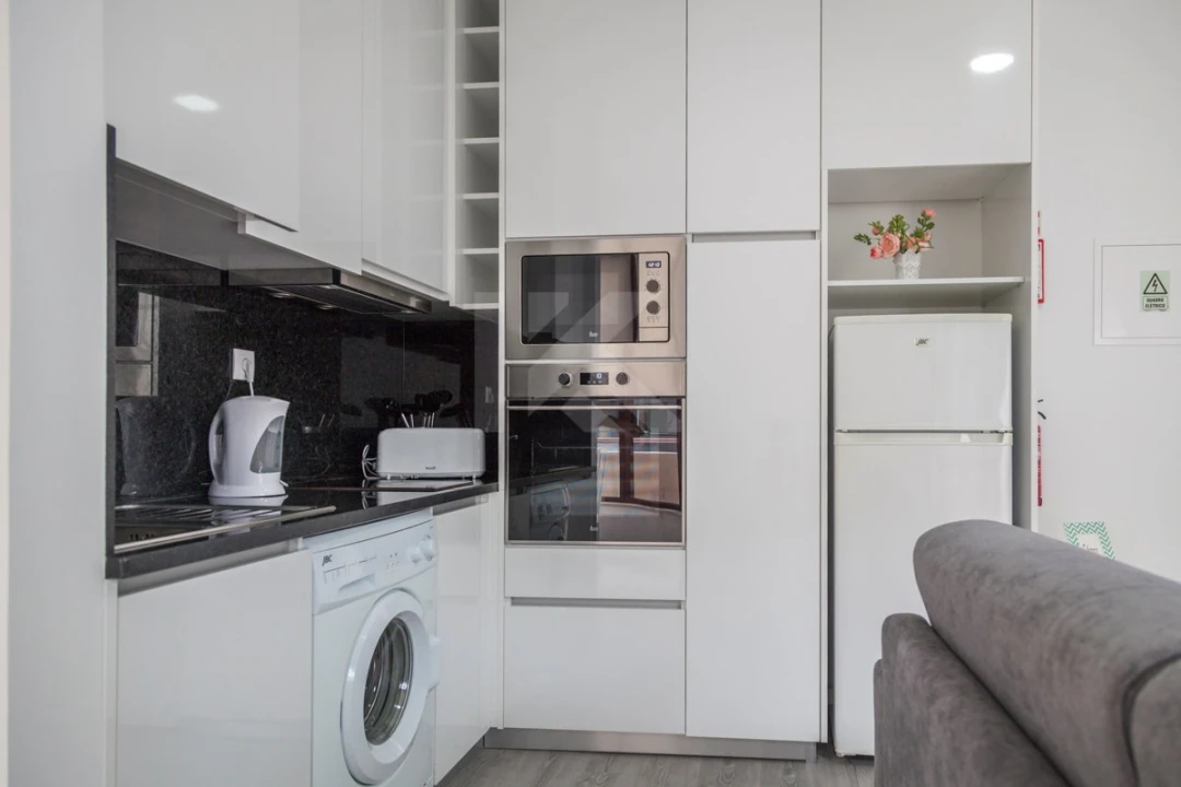 Apartamento T1 para Arrendamento em São Martinho Foto 10