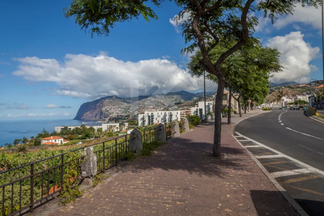 Apartamento T1 para Arrendamento em São Martinho Foto 37