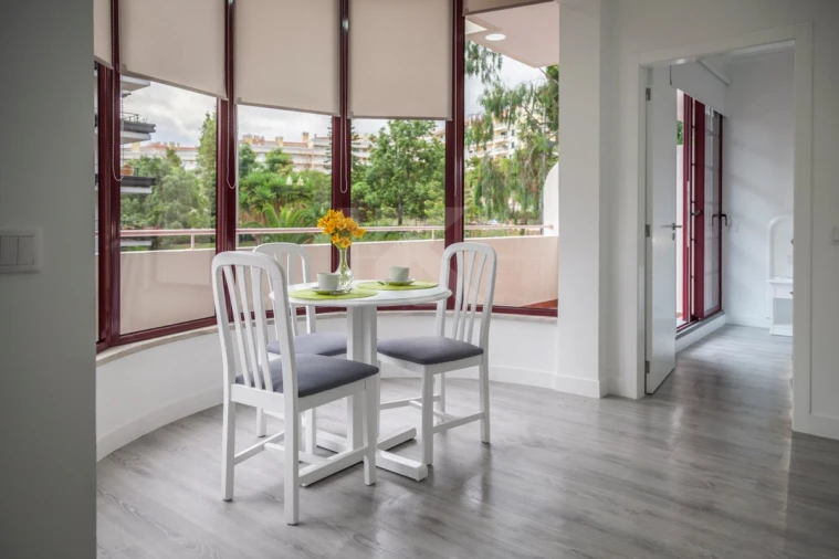 Apartamento T1 para Arrendamento em São Martinho Foto 6