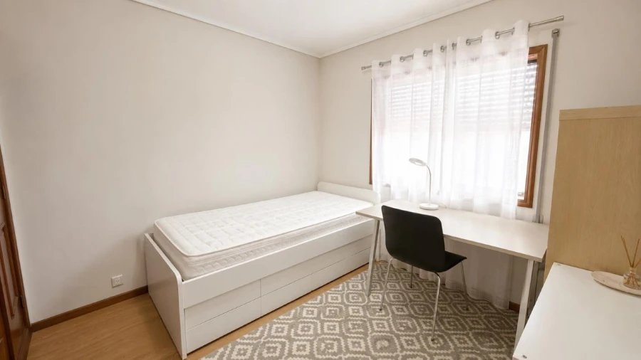 Apartamento T6 para Venda em Glória e Vera Cruz Foto 8
