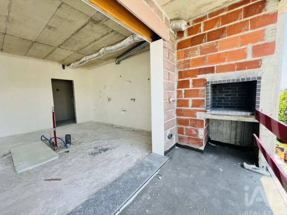 Apartamento T4 para Venda em Parceiros e Azoia Foto 2