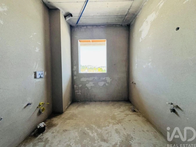 Apartamento T4 para Venda em Parceiros e Azoia Foto 6