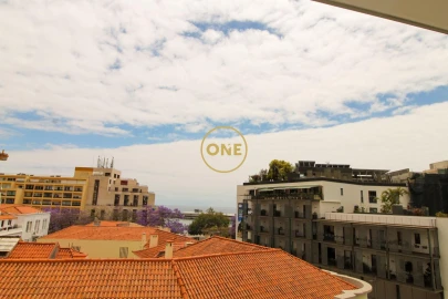 Apartamento T4 para Venda em Funchal (Se)
