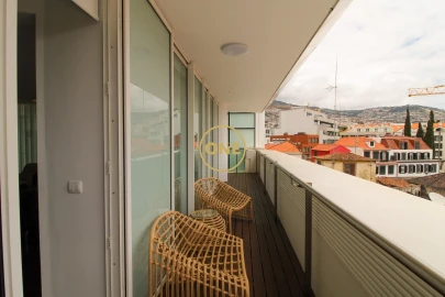 Apartamento T4 para Venda em Funchal (Se)