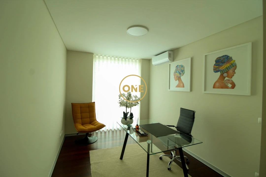 Apartamento T4 para Venda em Funchal (Se) Foto 18