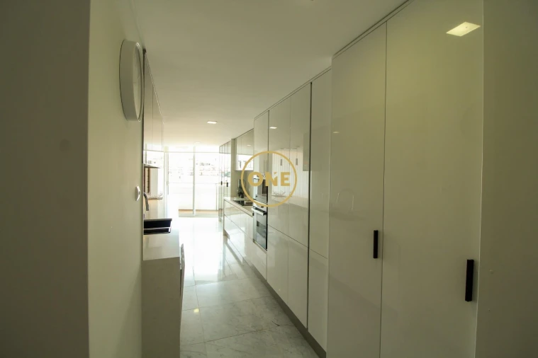 Apartamento T4 para Venda em Funchal (Se) Foto 10
