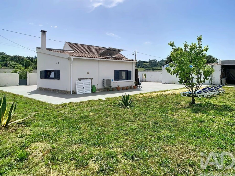 Moradia T3 para Venda em Vimeiro Foto 22