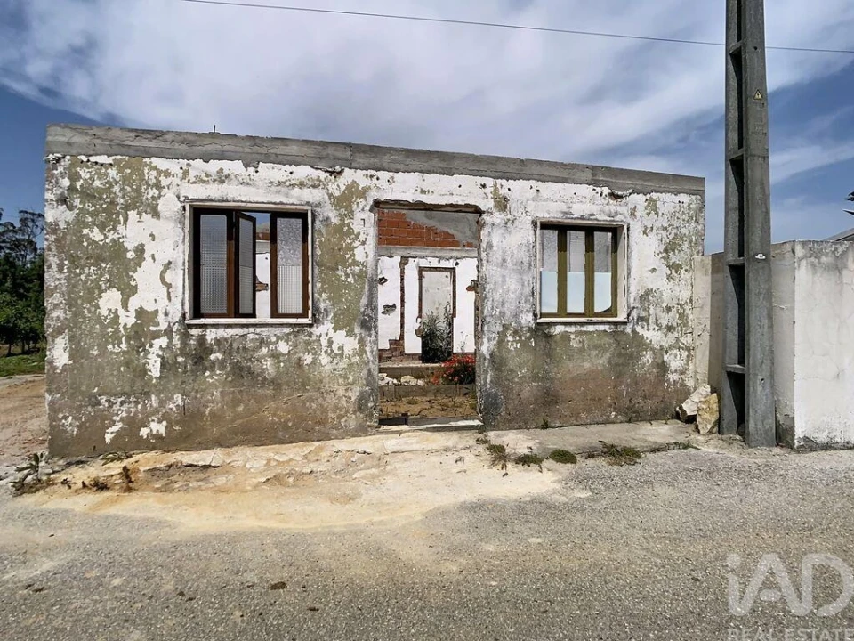 Moradia T3 para Venda em Vimeiro Foto 32