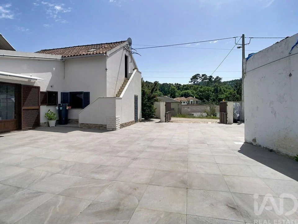 Moradia T3 para Venda em Vimeiro Foto 25